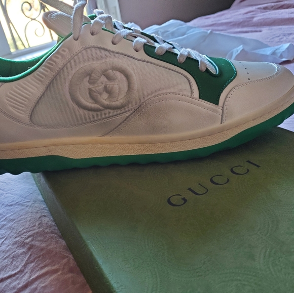 Gucci Sneakers - Picture 3 of 8